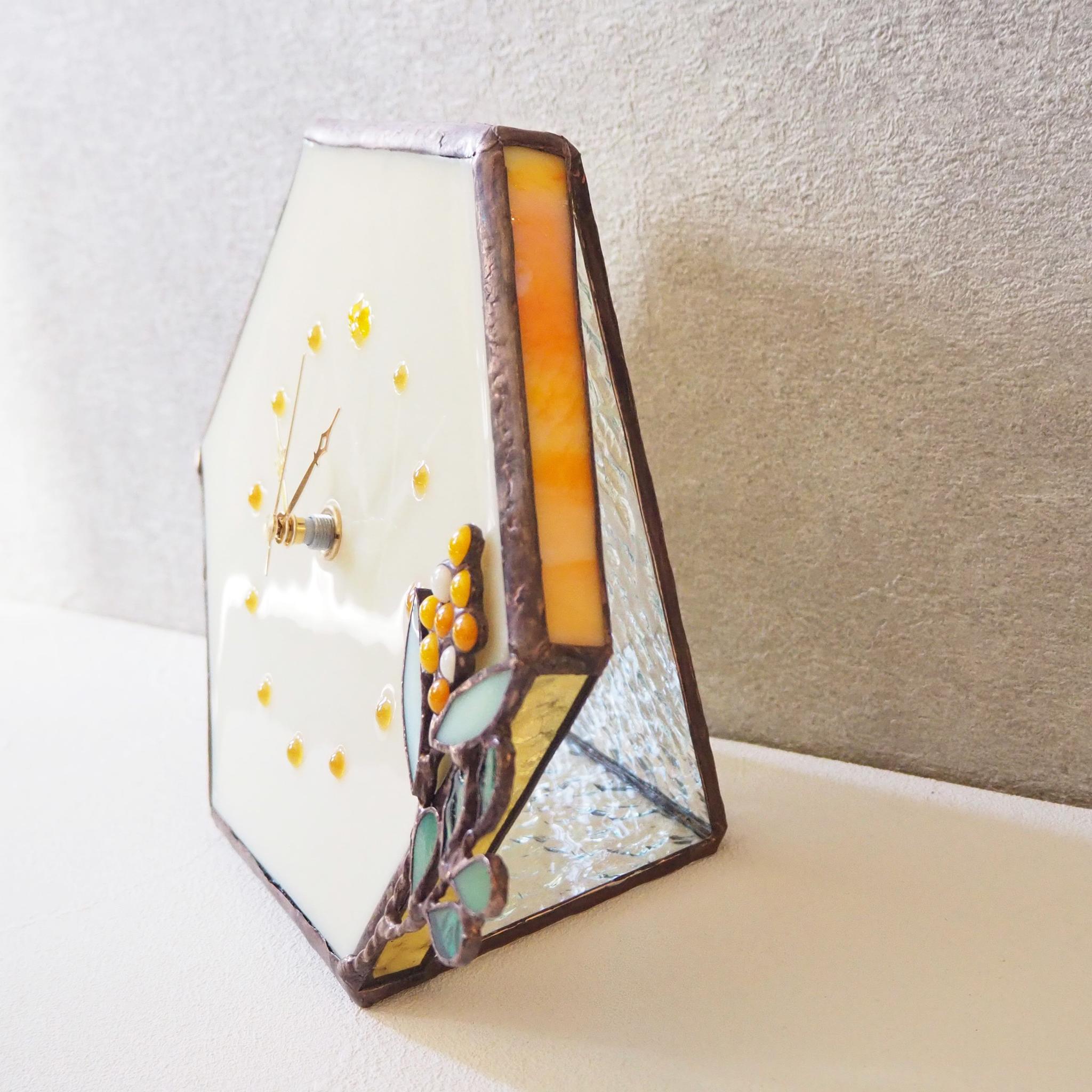 ステンドグラスのミモザ置き時計 | 3枚目