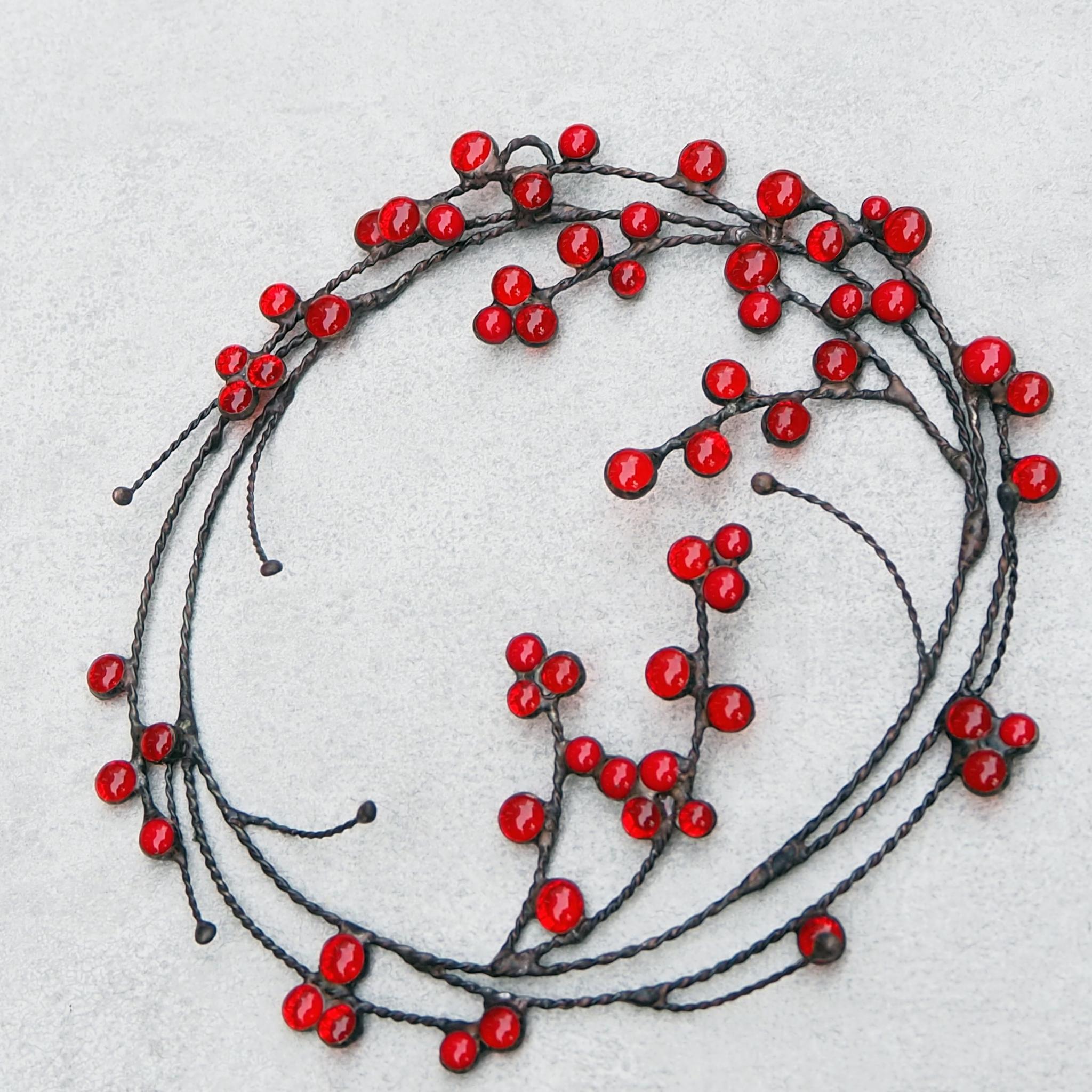 季節を彩る赤い実のステンドグラスリース | 10枚目