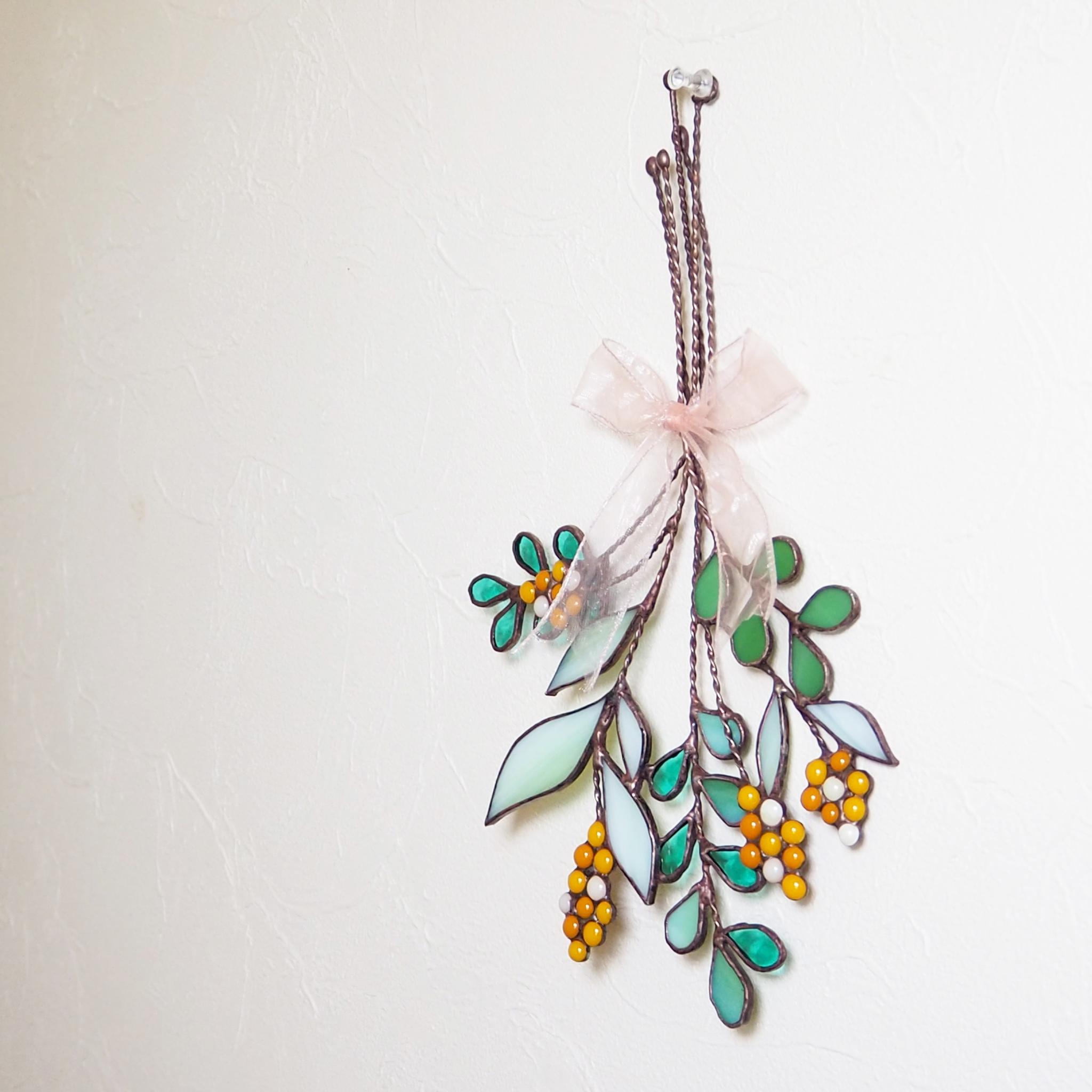 ステンドグラスのミモザのスワッグ | 2枚目